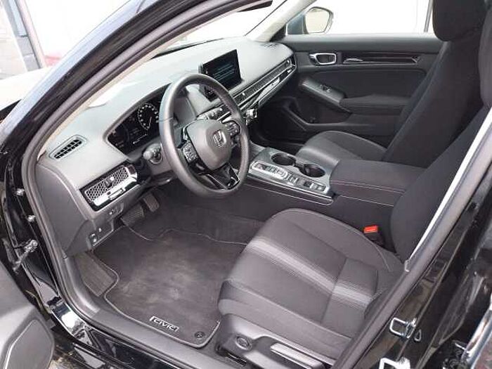 Honda Civic e:HEV Elegance/Allwetterreifen