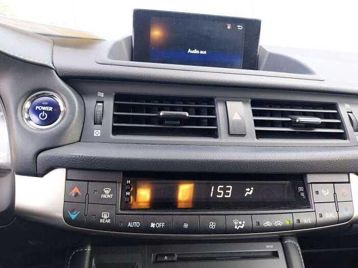 Lexus CT Hybrid 200H Autom. Navi/LED