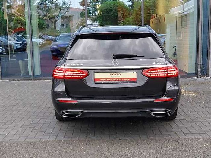 Mercedes-Benz E 300 E -Klasse T-Mod. E 300 de 4Matic Avantgard