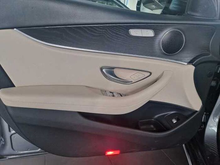 Mercedes-Benz E 220 T-Modell E 220 d AT 4Matic All-Terrain