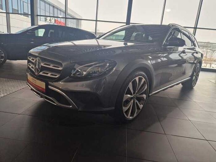 Mercedes-Benz E 220 T-Modell E 220 d AT 4Matic All-Terrain