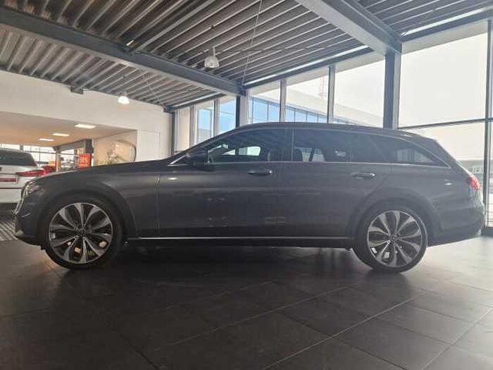 Mercedes-Benz E 220 T-Modell E 220 d AT 4Matic All-Terrain