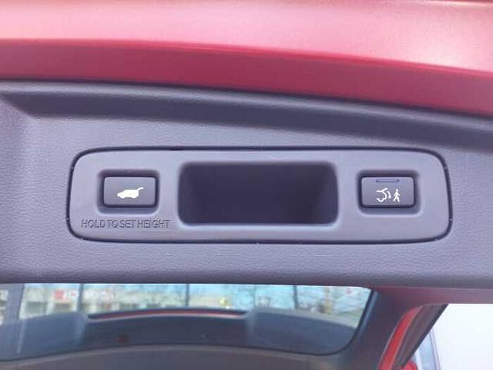 Honda CR-V 2,0 e:HEV Elegance AWD Navi/LED/Kamera