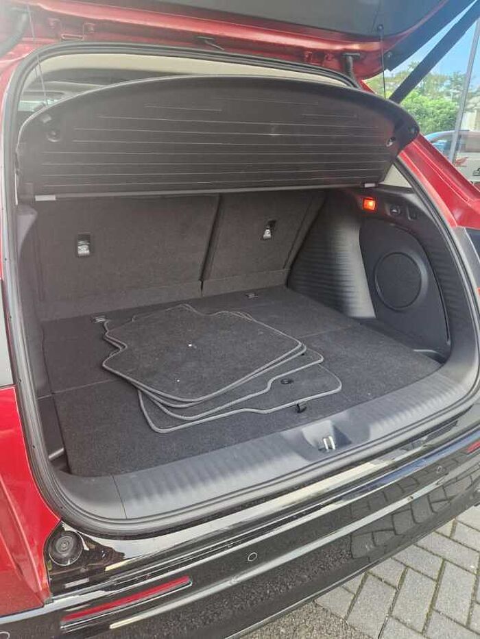 Honda ZR-V e:HEV Advance/20Zoll/Black Emblem/Spoiler