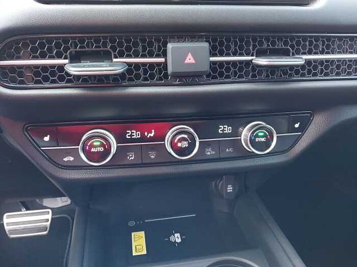 Honda ZR-V 2,0 e:HEV Sport Navi/LED/Kamera