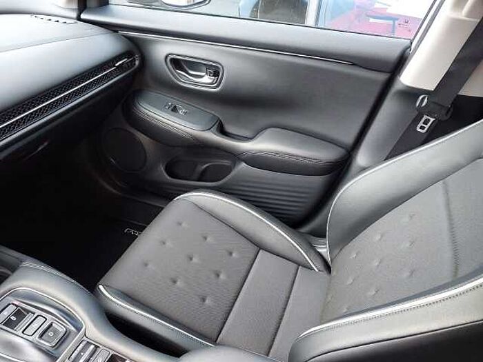 Honda ZR-V 2,0 e:HEV Sport Navi/LED/Kamera