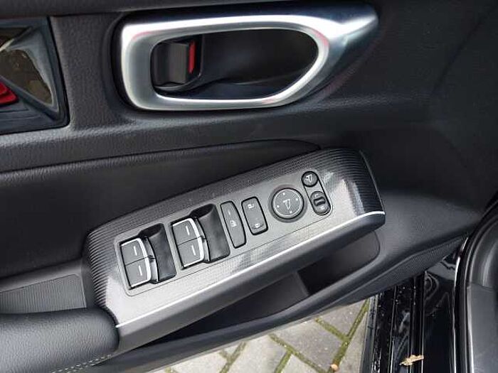 Honda Civic 2,0 e:HEV Advance LED/Navi Mod.26