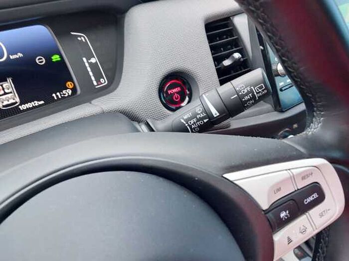 Honda Jazz 1.5 i-MMD Hybrid Crosstar Executive Navi