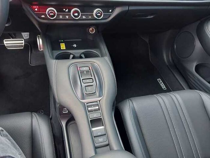 Honda ZR-V 2,0 e: HEV Advance HUD/LED/Bose