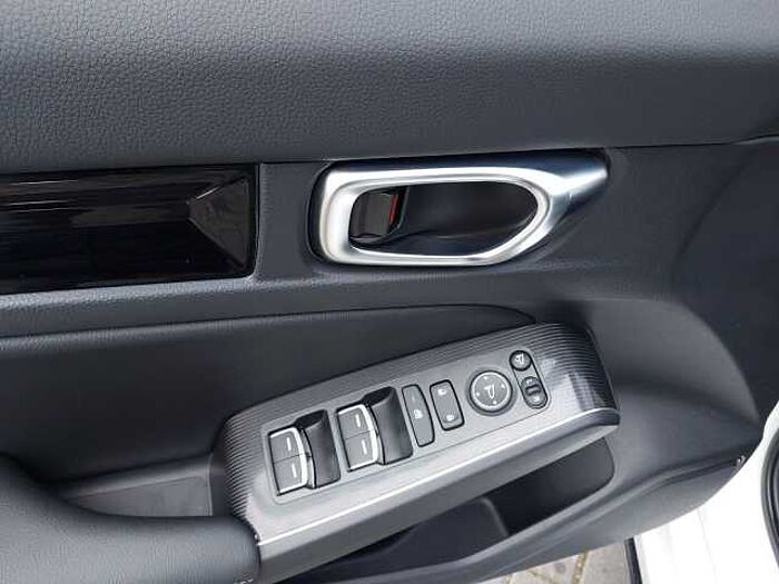 Honda Civic 2,0 e:HEV Advance Navi/LED/Kamera