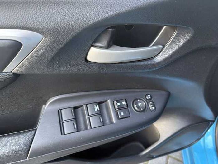 Honda Jazz 1,3 Comfort PDC v+h