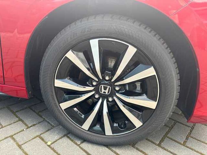 Honda Civic 2,0 e:HEV Elegance Navi/LED/Kamera