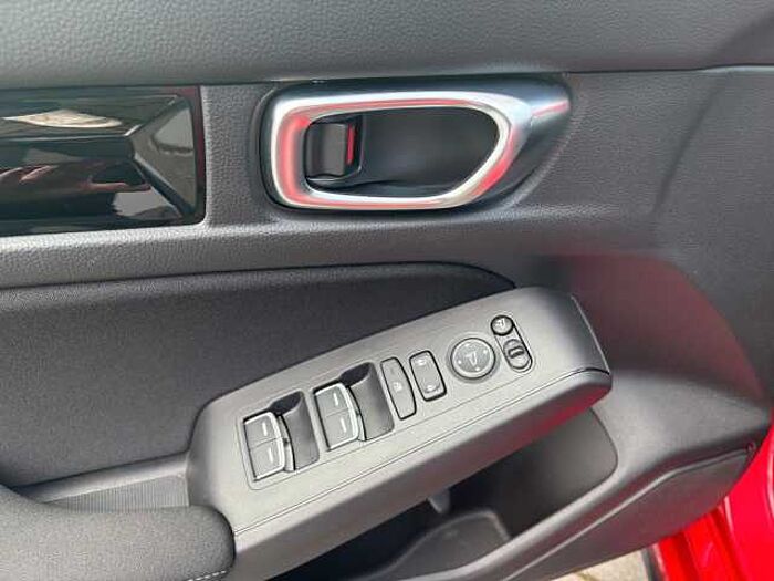 Honda Civic 2,0 e:HEV Elegance Navi/LED/Kamera