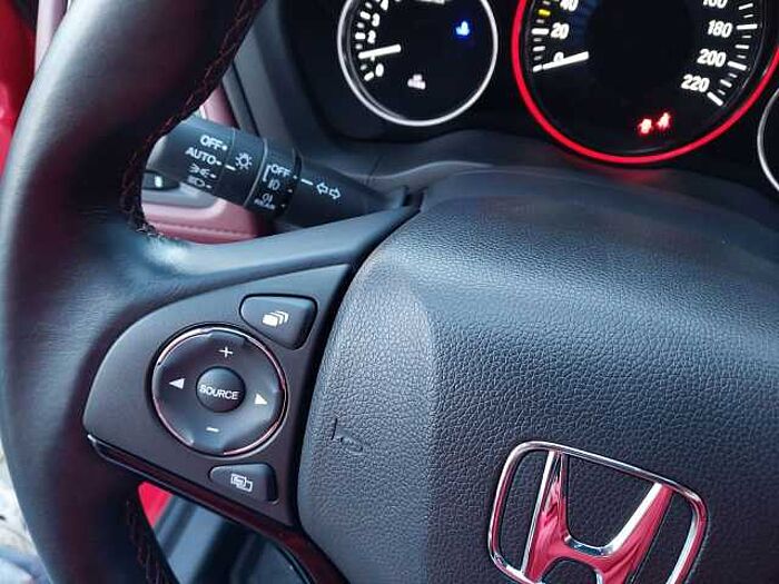 Honda HR-V 1,5 Turbo Sport Navi/LED/AHZV