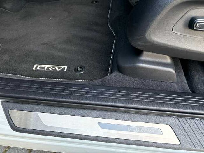 Honda CR-V 2,0 e:HEV Elegance 2WD Navi/LED/Kamera