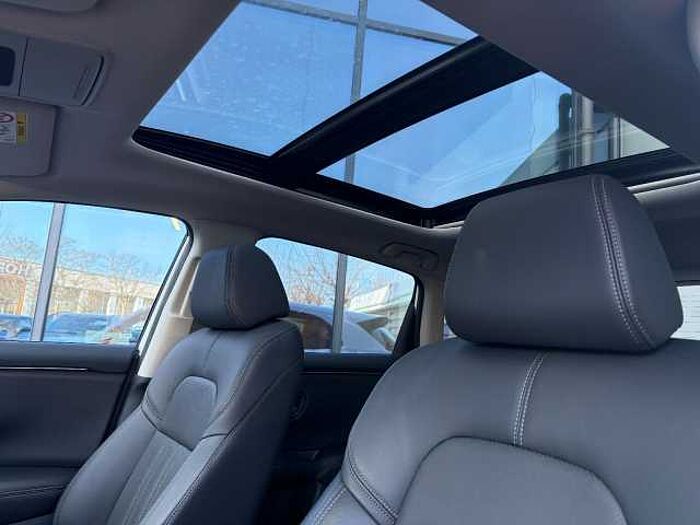 Honda ZR-V 2,0 e:HEV Advance AHK/Illumination/Black