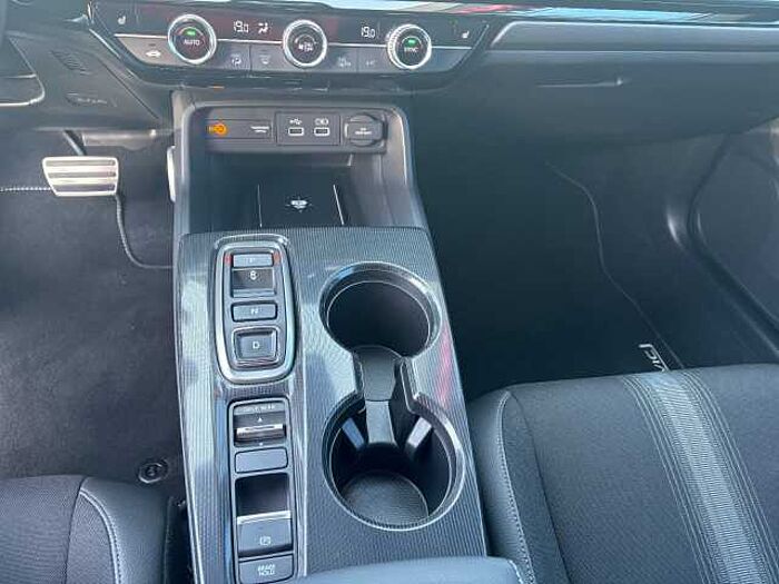 Honda Civic 2,0 e:HEV Sport Navi/LED/Kamera/Black