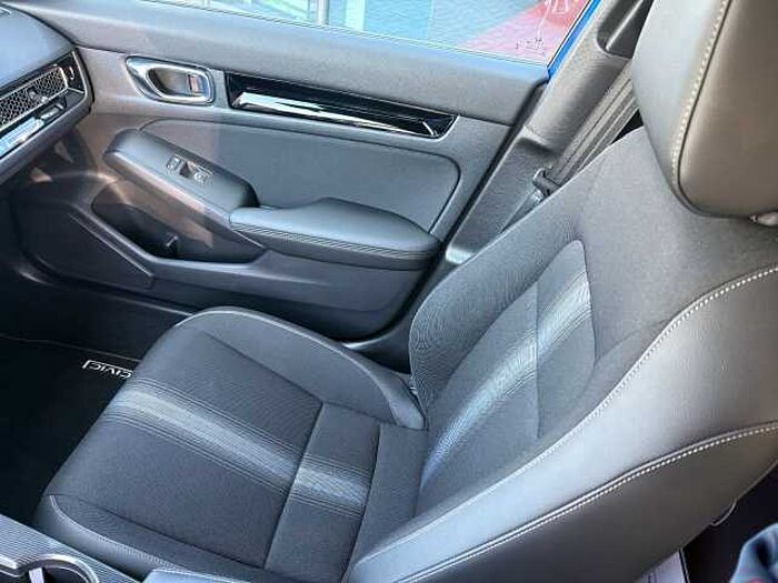 Honda Civic 2,0 e:HEV Sport Navi/LED/Kamera/Black