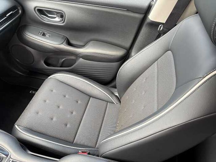 Honda ZR-V 2,0 e:HEV Sport Navi/LED/Kamera