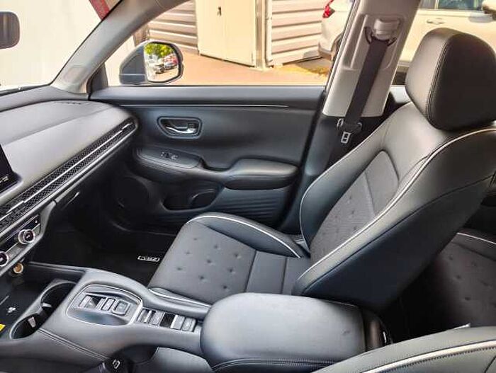 Honda ZR-V 2,0 e:HEV Sport Navi/LED/Kamera