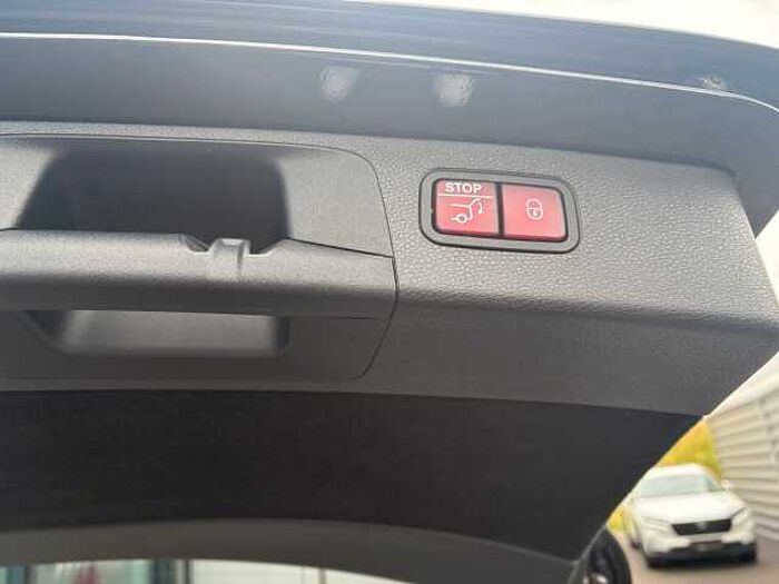 Mercedes-Benz E 300 E T-Modell E 300 de 4Matic