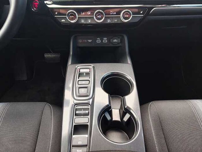 Honda Civic 2,0 e:HEV Elegance Navi/Kamera/LED