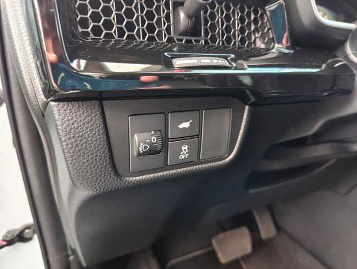 Honda CR-V 2,0 e:HEV Elegance 2WD Navi/LED/Kamera