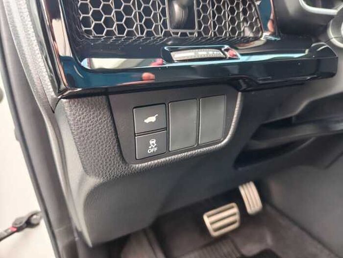 Honda CR-V 2,0 e:PHEV Advance Tech 2WD Navi/LED