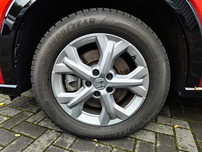 Honda ZR-V 2,0 e:HEV Sport Navi/LED/BlackEmblem/19'