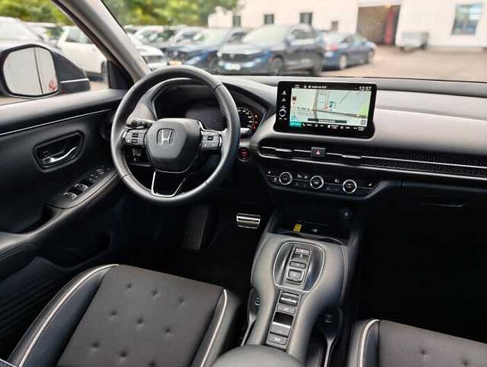 Honda ZR-V 2,0 e:HEV Sport Navi/LED/BlackEmblem/19'