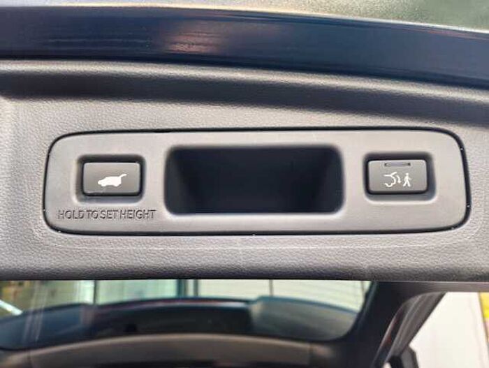 Honda CR-V e:HEV Elegance 2WD Navi/LED/Kamera/AHK