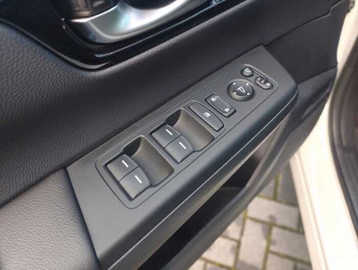 Honda CR-V 2.0 e:HEV Elegance 2WD Navi/LED/Kamera